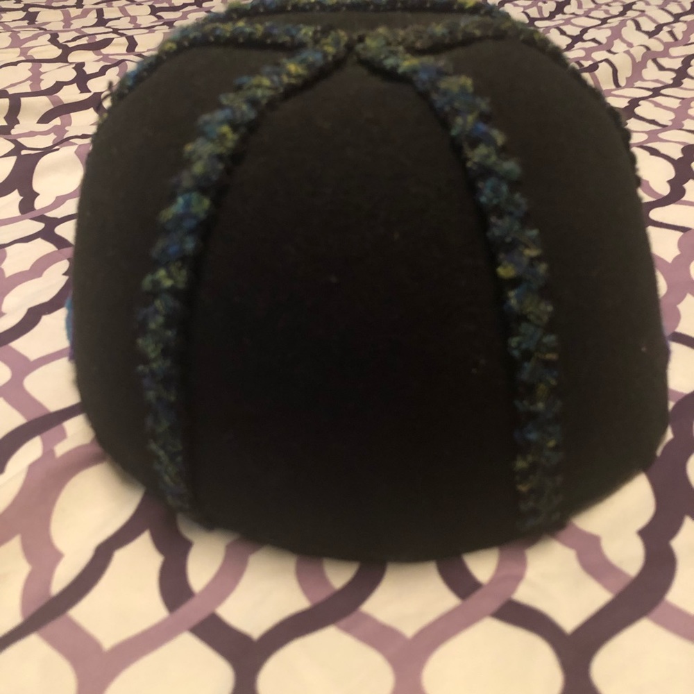 Hand made hat. - Picture 4 of 6